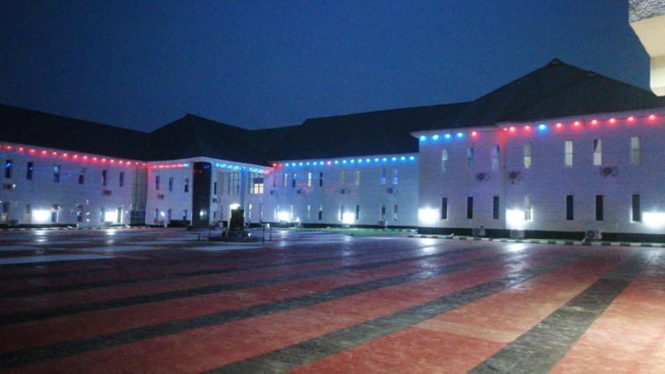 Murphy'S Mansion Resort Umuahia Екстер'єр фото