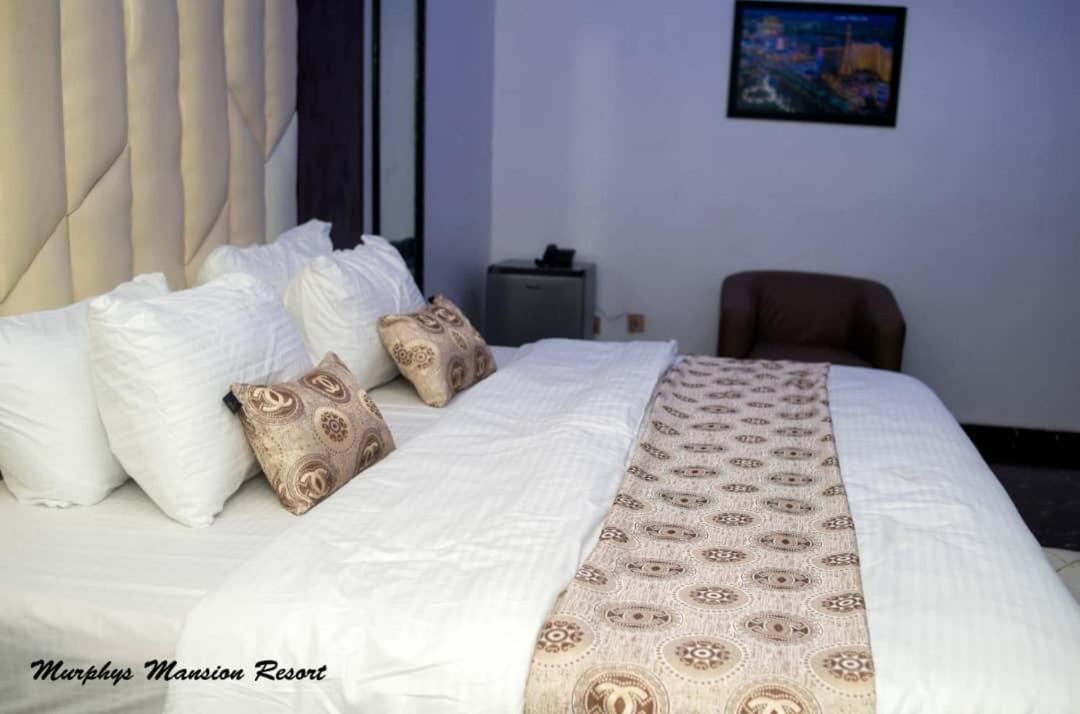 Murphy'S Mansion Resort Umuahia Екстер'єр фото