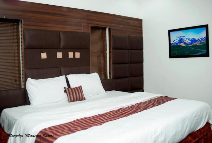 Murphy'S Mansion Resort Umuahia Екстер'єр фото